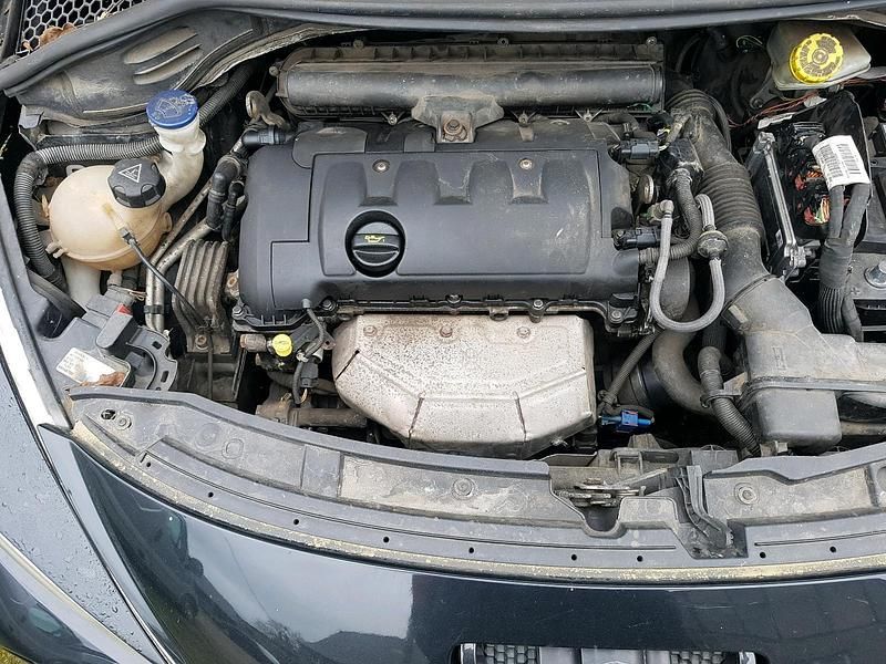 Gebraucht Peugeot 207 95 PS (69 kW) 2008 Schwarz Limousine