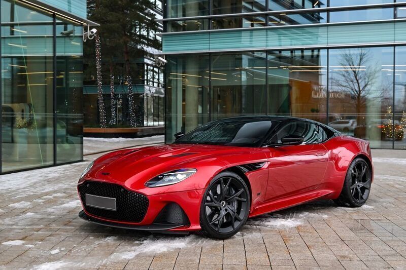 Rot Gebraucht 2022 Aston Martin DBS | 280.000 € (Etwas zu teuer) - Bild 1/4