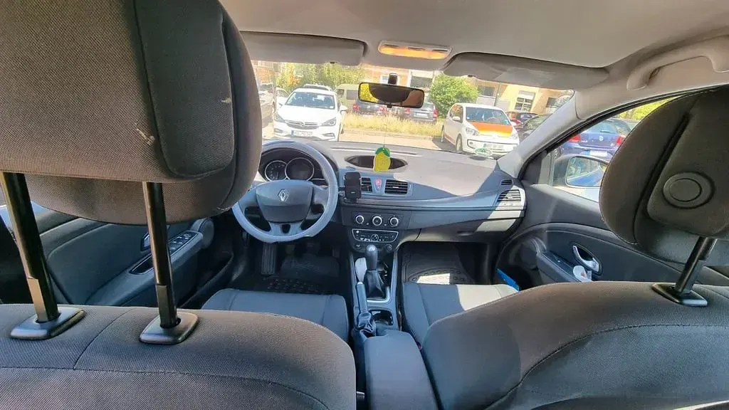 Gebraucht Renault Mégane Expression 101 PS (74 kW) 2010 Blau Limousine