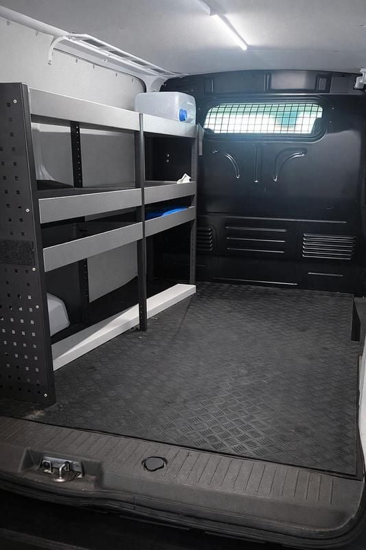 Gebraucht Ford Transit Connect 120 PS (88 kW) 2021 Weiß Van / Kleinbus