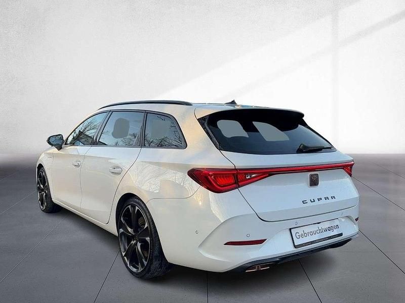 Gebraucht Cupra Leon VZ 245 PS (180 kW) 2022 B4 "candy" weiss Kombi