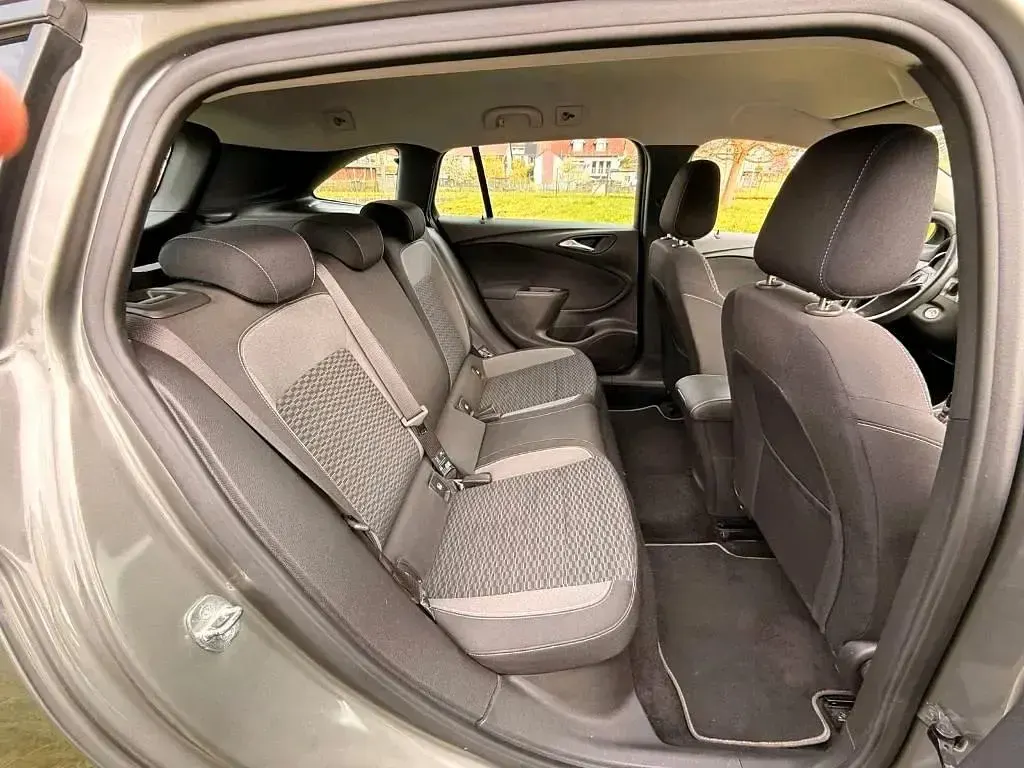 Gebraucht Opel Astra Elegance 122 PS (89 kW) 2020 Braun Kombi