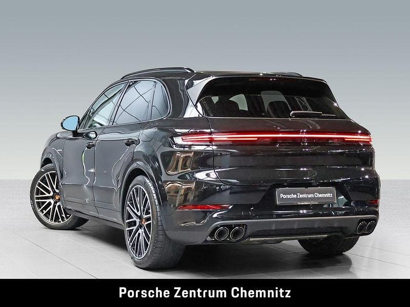 Gebraucht Porsche Cayenne 470 PS (345 kW) 2025 Schwarz SUV