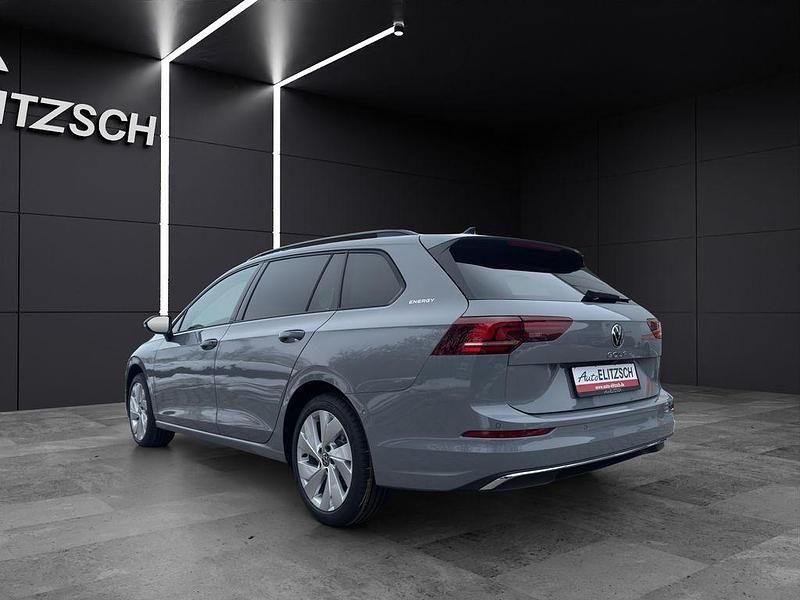 Gebraucht VW Golf VIII 150 PS (110 kW) 2025 Mondsteingrau Kombi