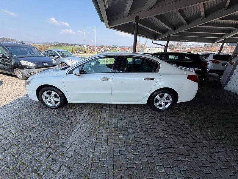 Gebraucht Peugeot 508 Active 114 PS (83 kW) 2012 Limousine