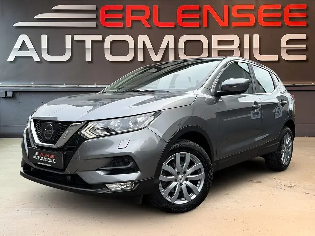 Gebraucht Nissan Qashqai Acenta 116 PS (85 kW) 2017 Grau SUV