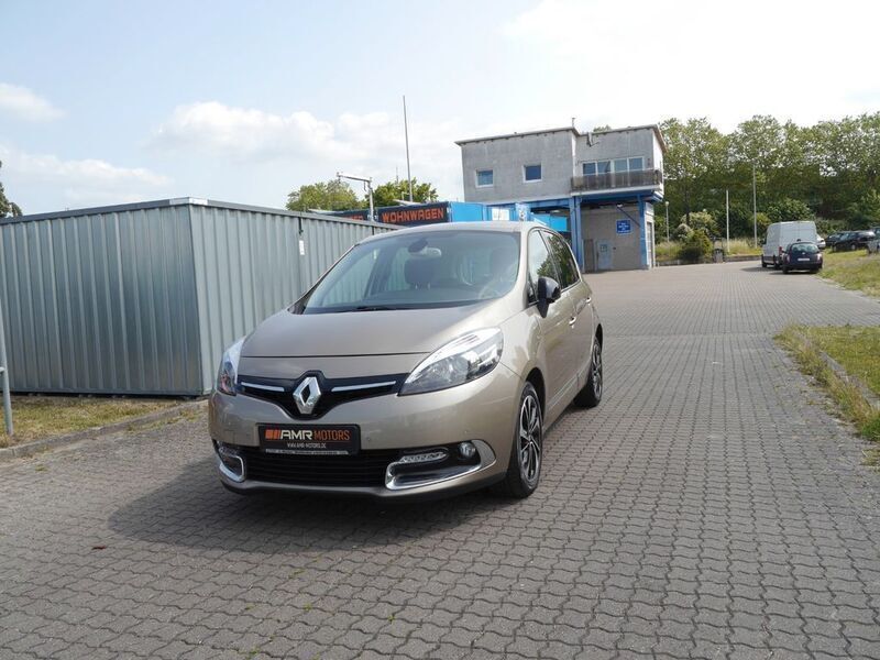 Beige Gebraucht 2015 Renault Scénic III Bose Edition Van / Kleinbus | 5.999 € (Fairer Preis) - Bild 1/4