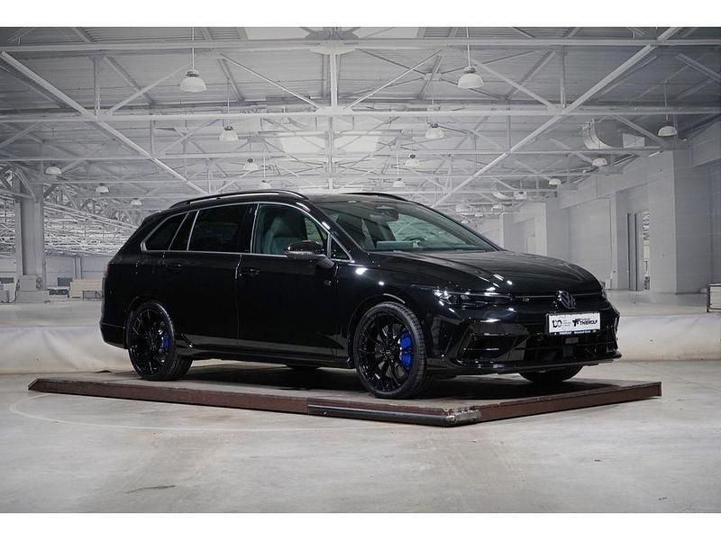 Gebraucht VW Golf VIII R 333 PS (244 kW) 2025 Schwarz Kombi