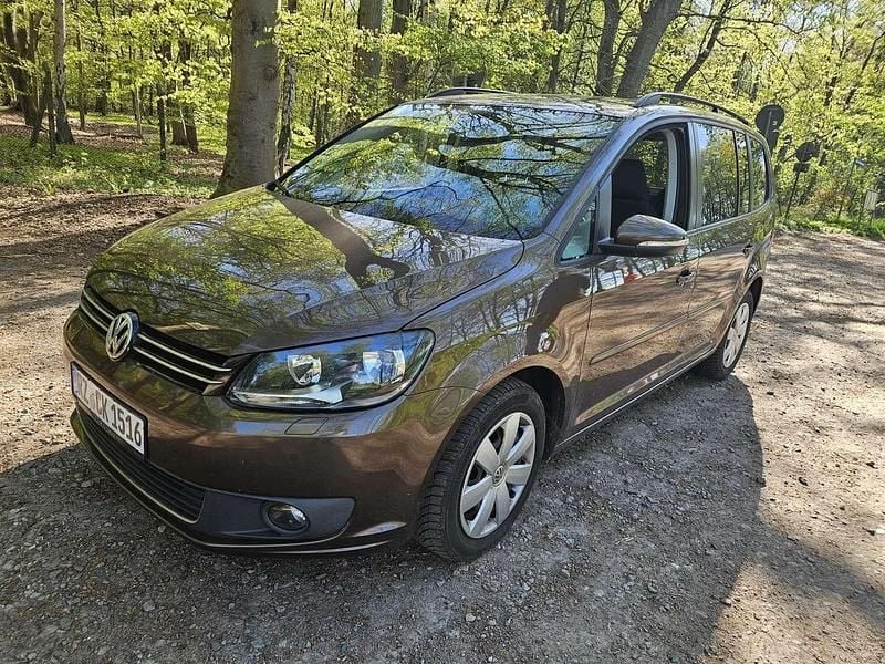 Braun Gebraucht 2012 VW Touran Comfortline Van / Kleinbus | 5.900 € (Superpreis) - Bild 1/4