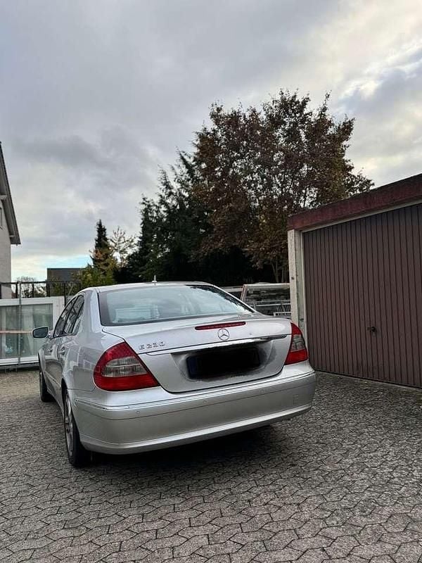 Gebraucht Mercedes E230 Avantgarde 204 PS (150 kW) 2008 Kombi