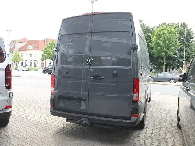 Neu VW Crafter 163 PS (119 kW) 2026 Pure grey Van