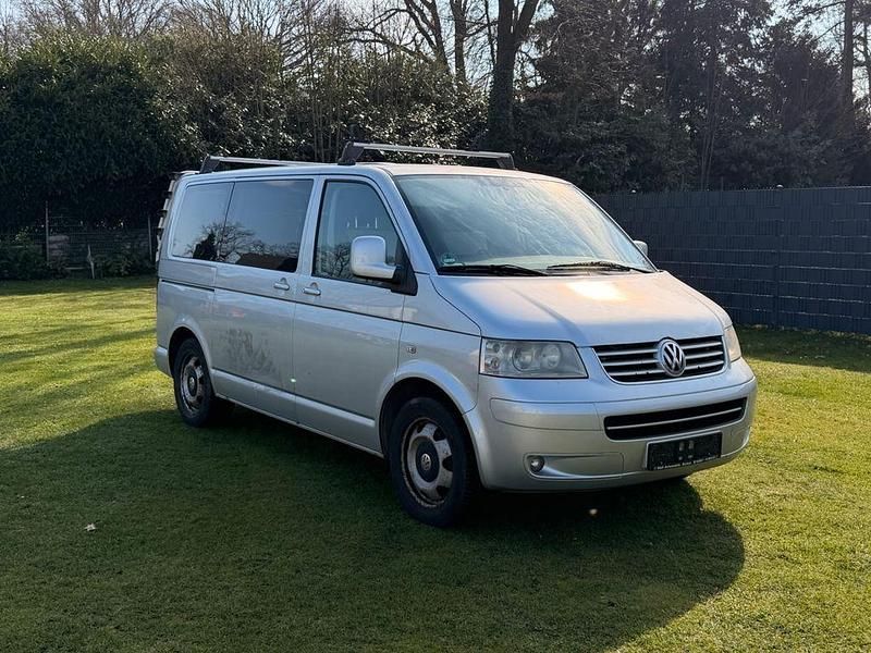 Gebraucht VW Transporter Startline 131 PS (96 kW) 2009 Silber Van
