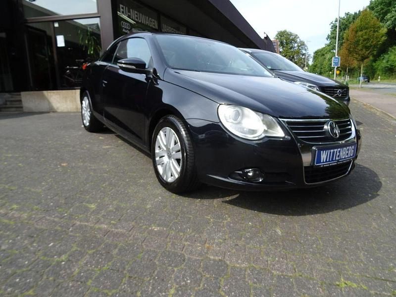 Schwarz Gebraucht 2009 VW Eos Cabrio | 5.790 € (Etwas zu teuer) - Bild 1/4