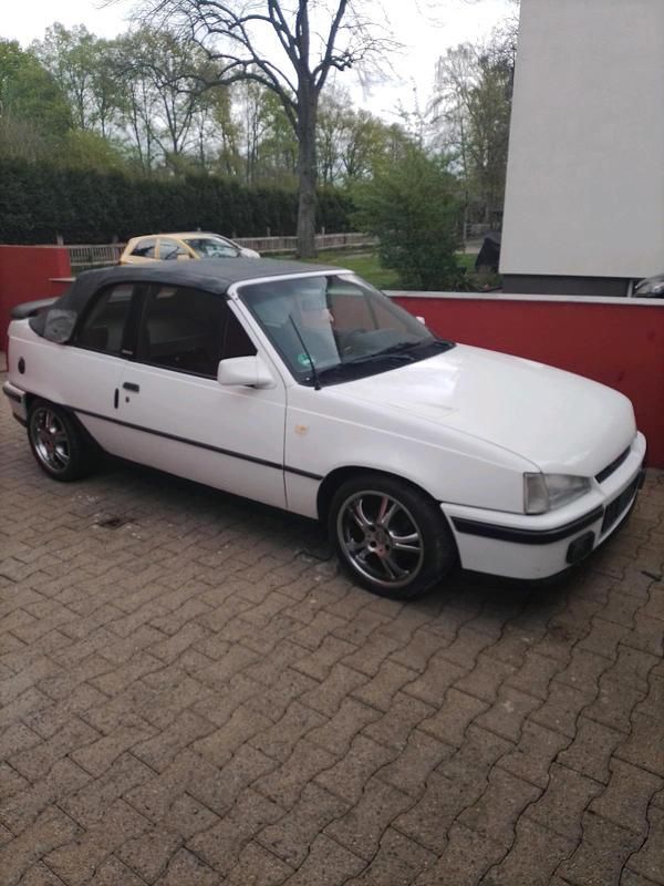 Gebraucht Opel Kadett 75 PS (55 kW) 1993 Weiß Cabrio