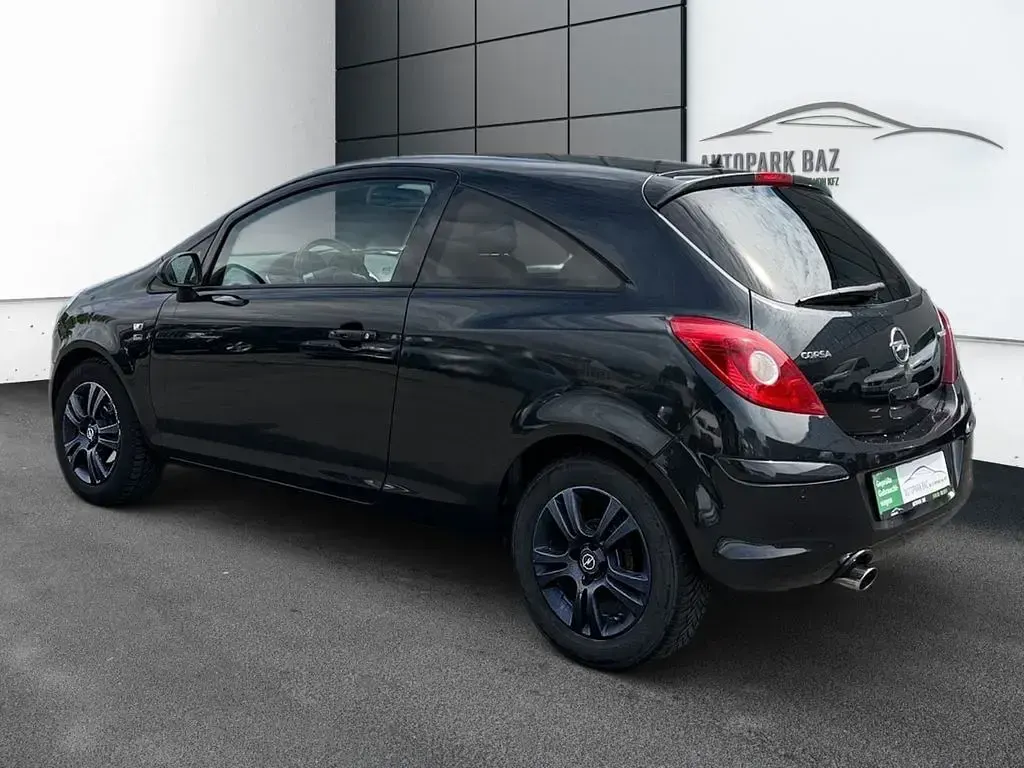 Gebraucht Opel Corsa 86 PS (63 kW) 2012 Schwarz Kleinwagen