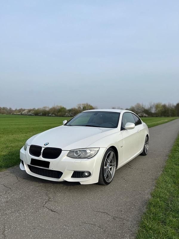 Usata BMW 325 Performance 204 CV (150 kW) 2011 Bianco Coupé