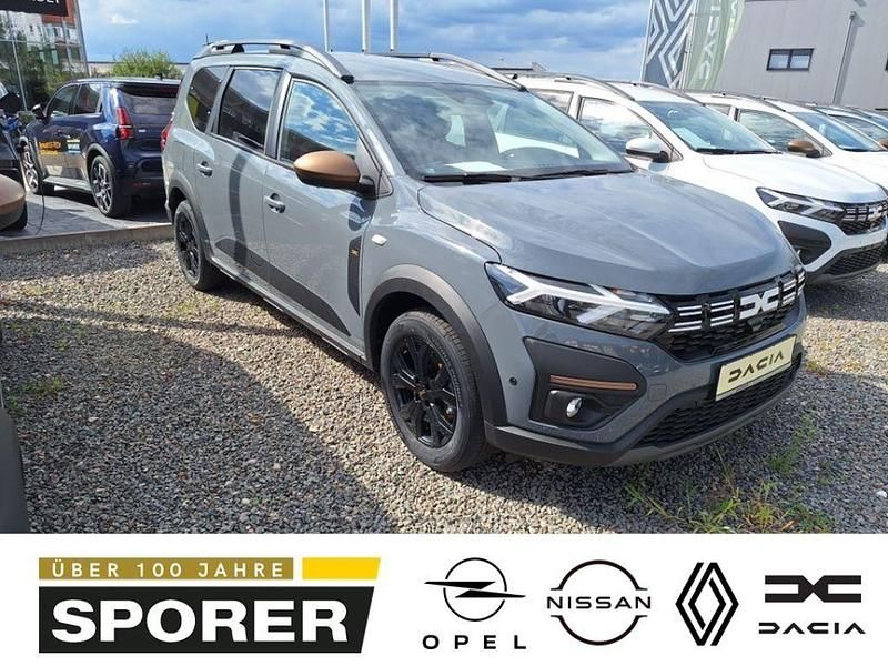 Grau Neu 2025 Dacia Jogger Extreme Van / Kleinbus | 24.080 € (Etwas zu teuer) - Bild 1/4