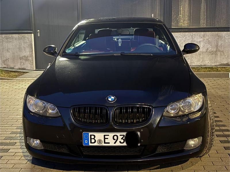 Gebraucht BMW 325 Cabriolet 218 PS (160 kW) 2007 Schwarz Cabrio
