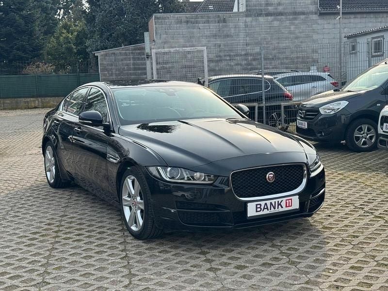 Gebraucht Jaguar XE 179 PS (131 kW) 2016 Schwarz Limousine