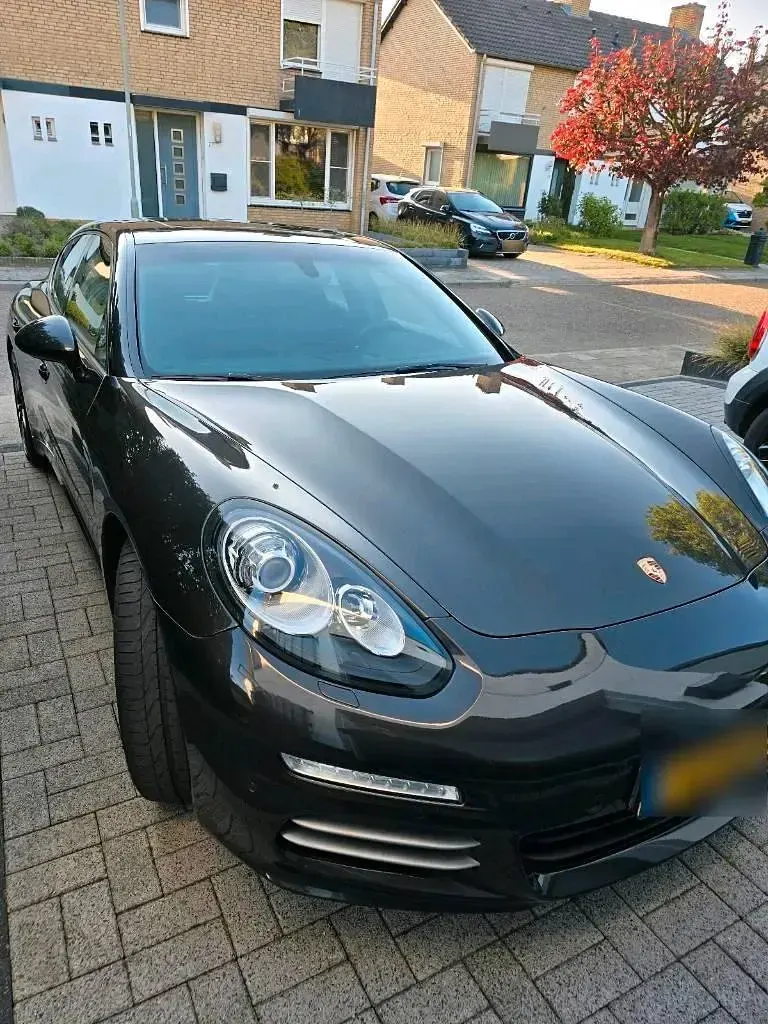 Gebraucht Porsche Panamera 310 PS (228 kW) 2014 Schwarz Kleinwagen