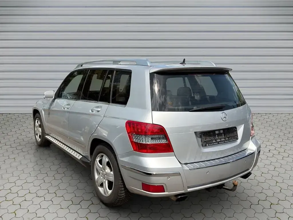 Gebraucht Mercedes GLK320 224 PS (164 kW) 2008 Silber SUV
