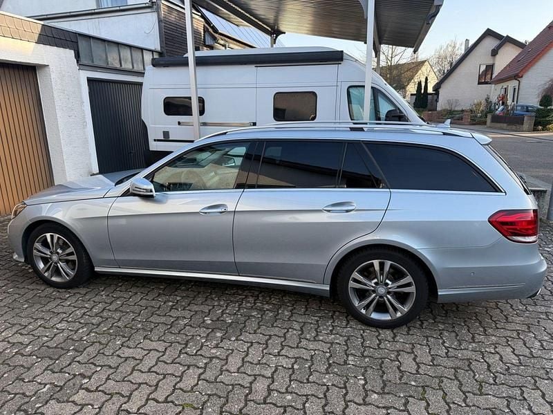 Gebraucht Mercedes E250 Avantgarde 211 PS (155 kW) 2013 Grau Kombi