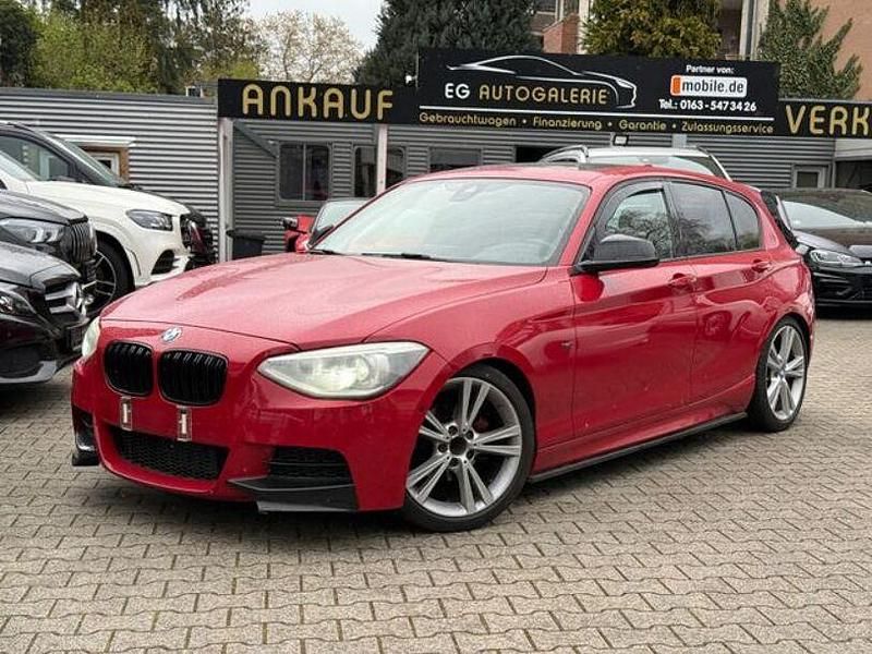 Second-hand BMW 118 Performance 190 CP (139 kW) 2012 Roșu Hatchback