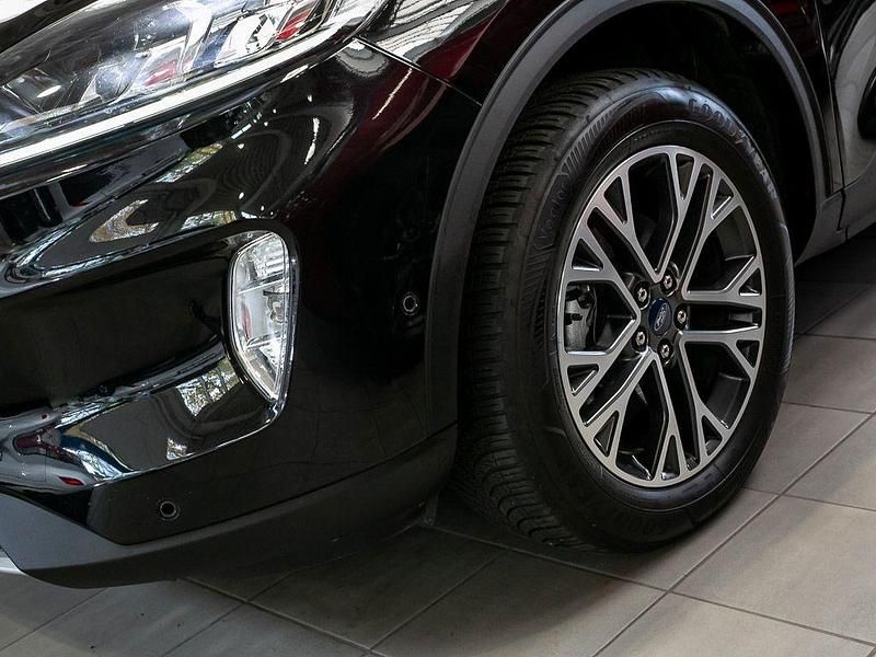 Gebraucht Ford Kuga Titanium 242 PS (177 kW) 2024 Schwarz SUV