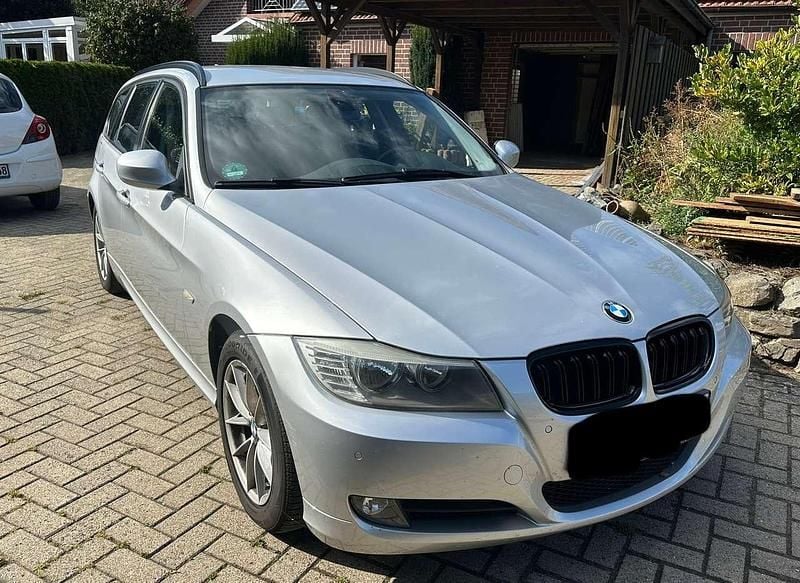 Gebraucht BMW 318 143 PS (105 kW) 2013 Kombi