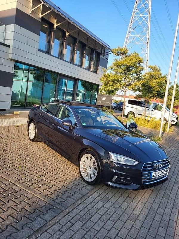 Gebraucht Audi A5 Sport 218 PS (160 kW) 2018 Blau Coupé
