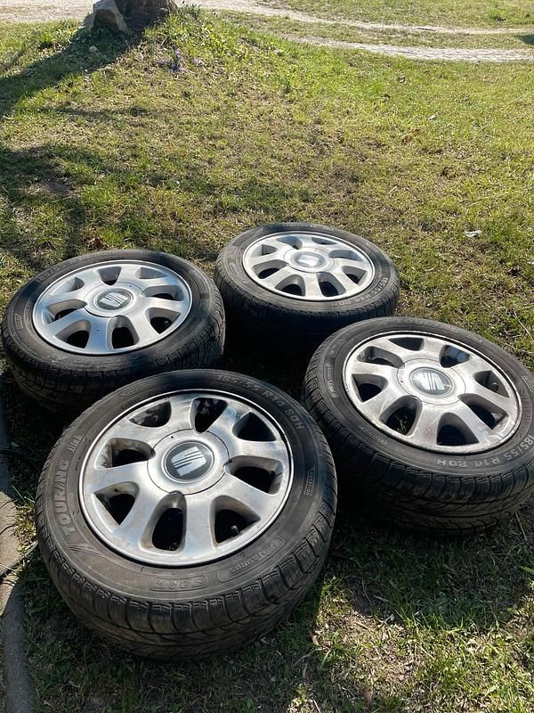 Second-hand Seat Arosa 55 CP (40 kW) 2003 Negru Hatchback