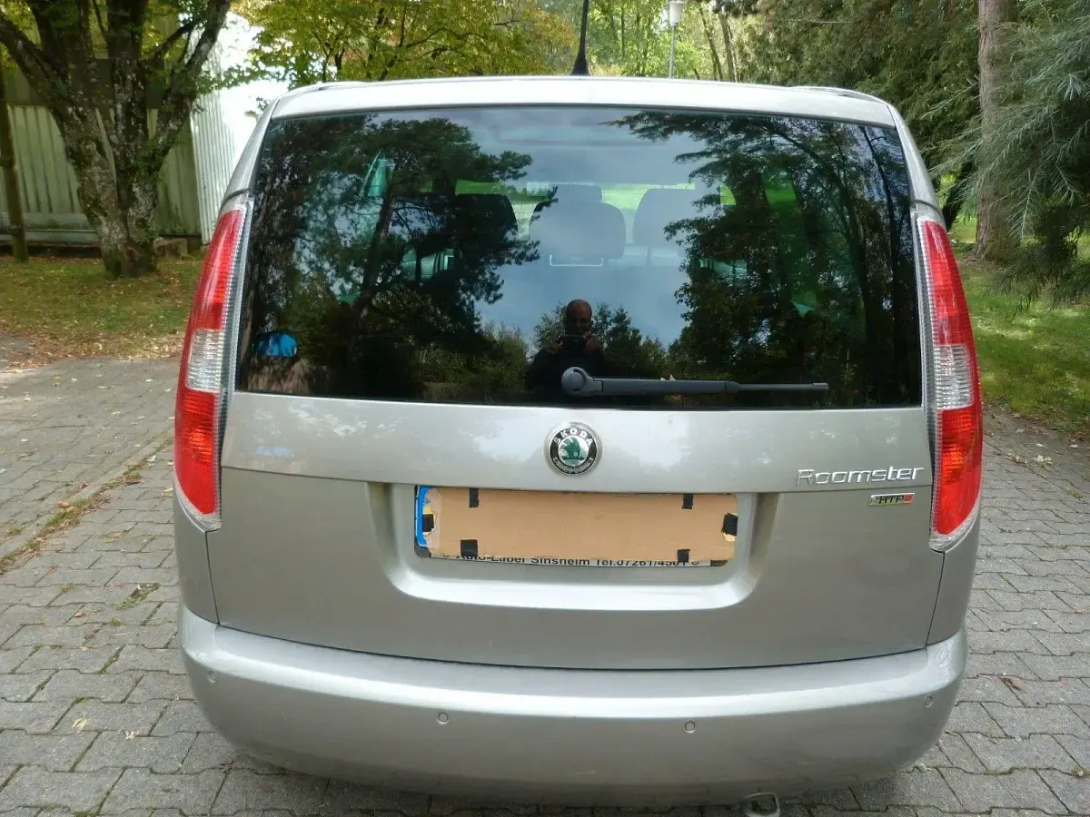 Gebraucht Skoda Roomster Style 69 PS (50 kW) 2010 Gold Van / Kleinbus