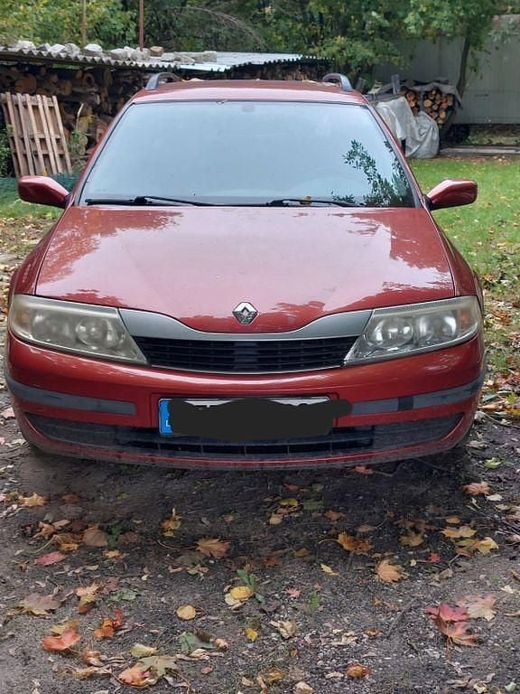 Rot Gebraucht 2002 Renault Laguna II Authentique Limousine | 800 € (Guter Preis) - Bild 1/4