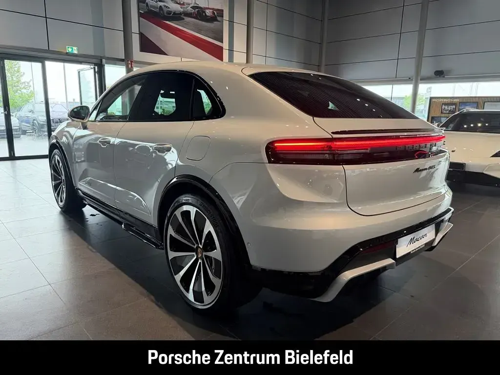 Neu Porsche Macan GTS 419 kW (571 PS) 2026 Grau SUV