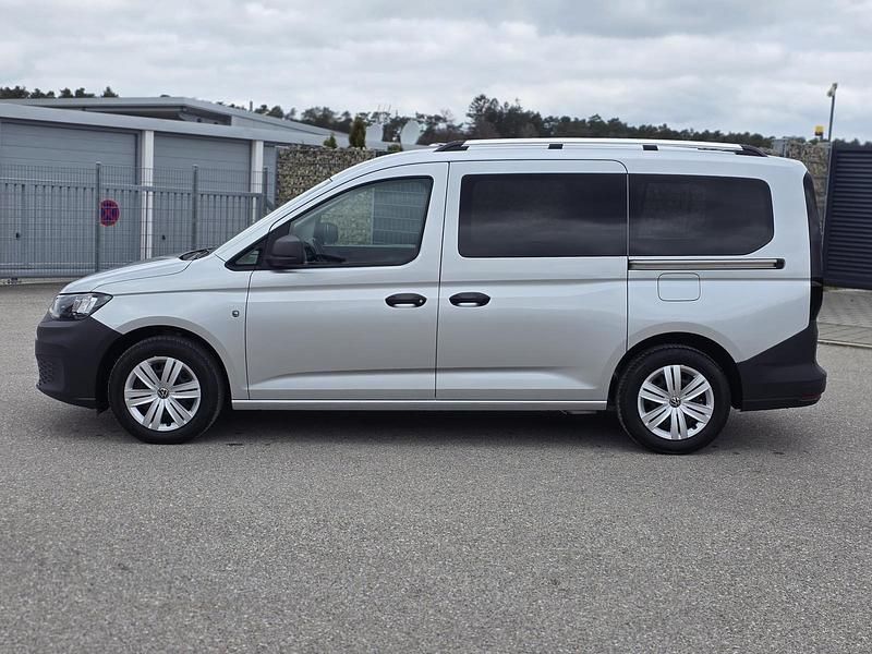 Gebraucht VW Caddy Maxi 102 PS (75 kW) 2023 Silber Van / Kleinbus