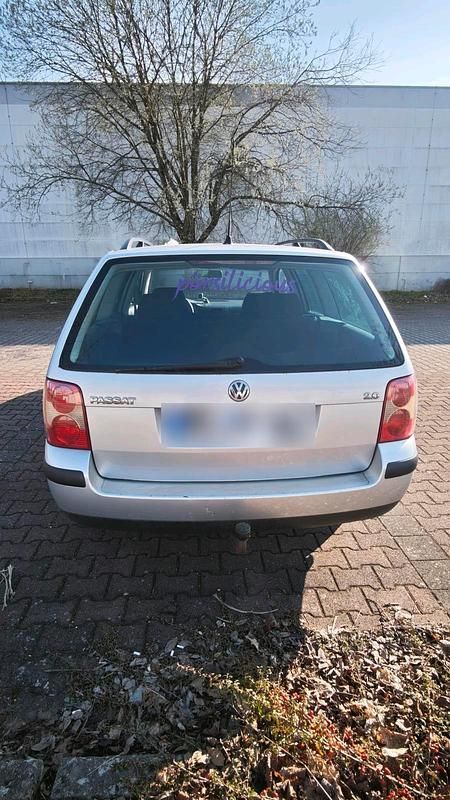 Gebraucht VW Passat 116 PS (85 kW) 2002 Silber Kombi