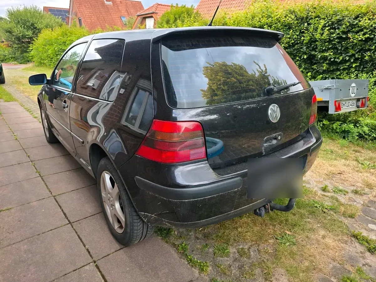Gebraucht VW Golf IV 105 PS (77 kW) 2001 Schwarz Coupé