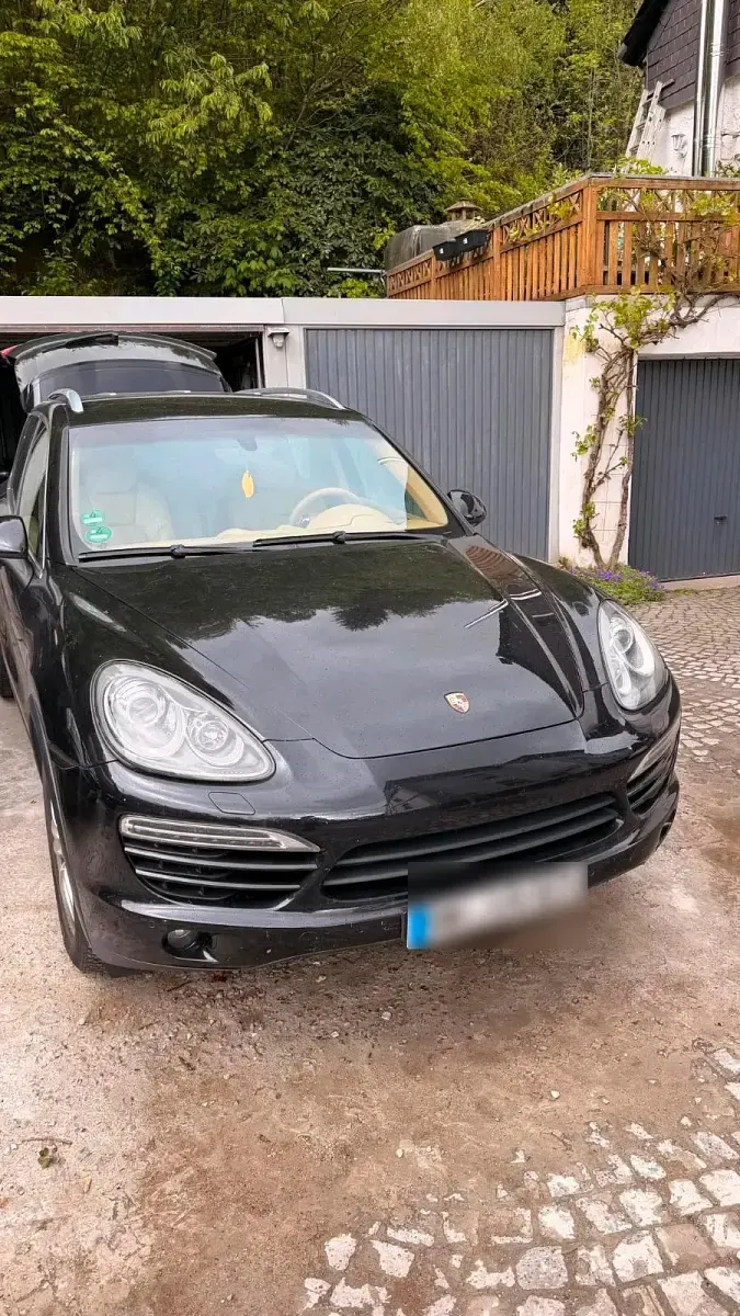 Gebraucht Porsche Cayenne 239 PS (175 kW) 2010 Schwarz SUV