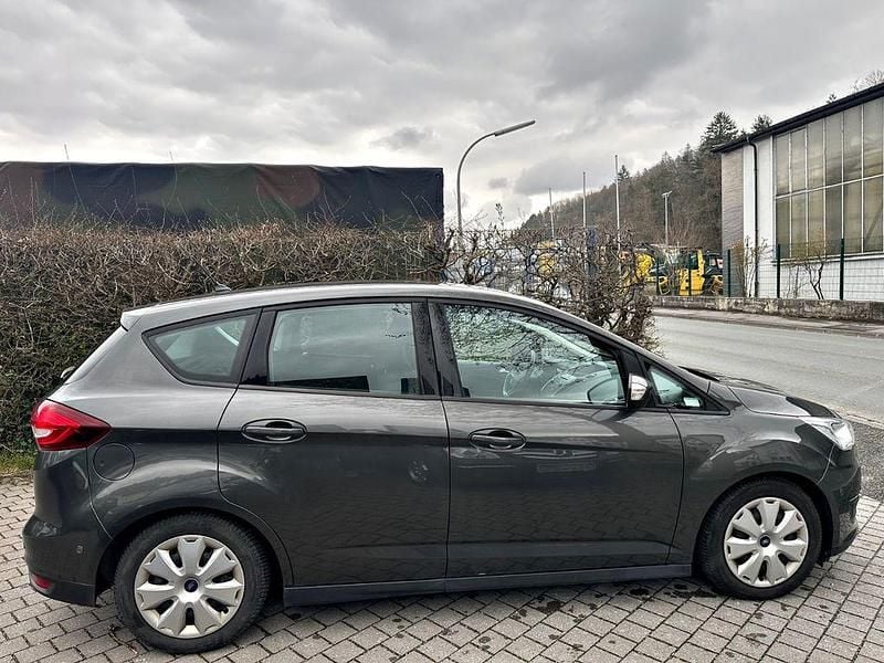Gebraucht Ford C-MAX Cool & Connect 125 PS (91 kW) 2019 Grau Van / Kleinbus