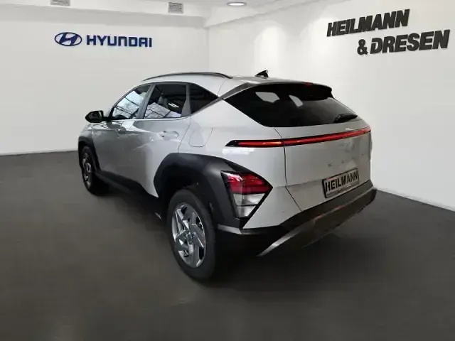 Gebraucht Hyundai Kona Trend 139 PS (102 kW) 2026 Weiss SUV