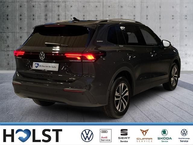 Neu VW Tiguan 150 PS (110 kW) 2025 Grau SUV