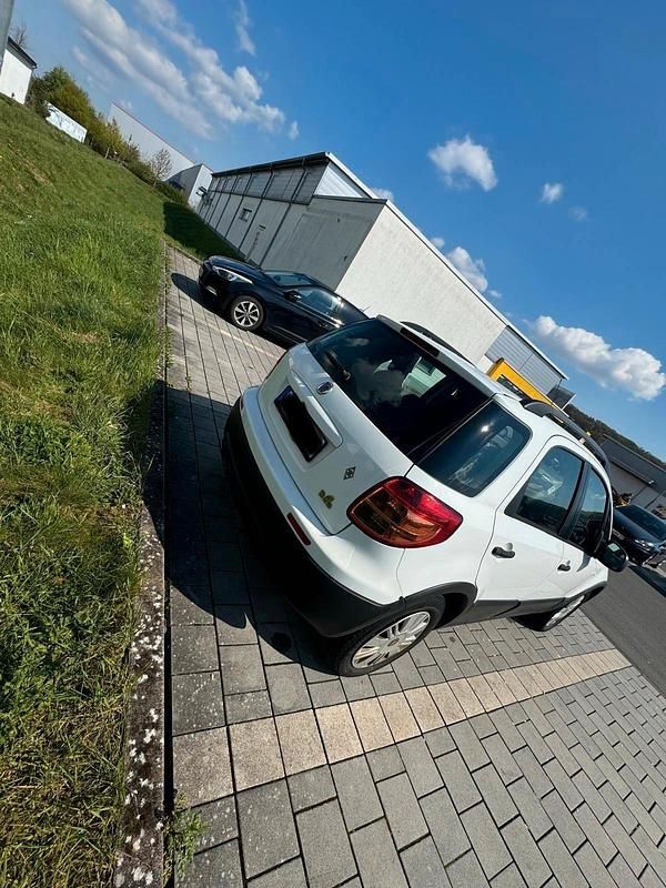 Gebraucht Fiat Sedici 120 PS (88 kW) 2011 Weiß SUV