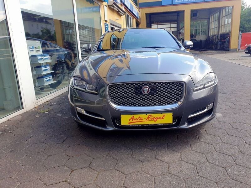 Gebraucht Jaguar XJ Premium Luxury 340 PS (250 kW) 2016 Grau Limousine