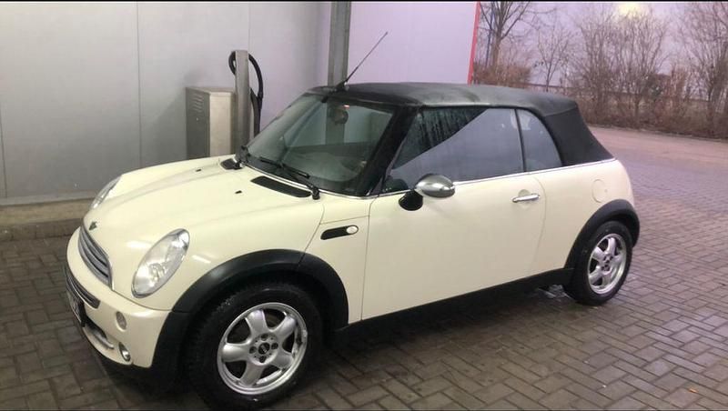 Gebraucht Mini One Cabriolet 90 PS (66 kW) 2008 Beige Cabrio