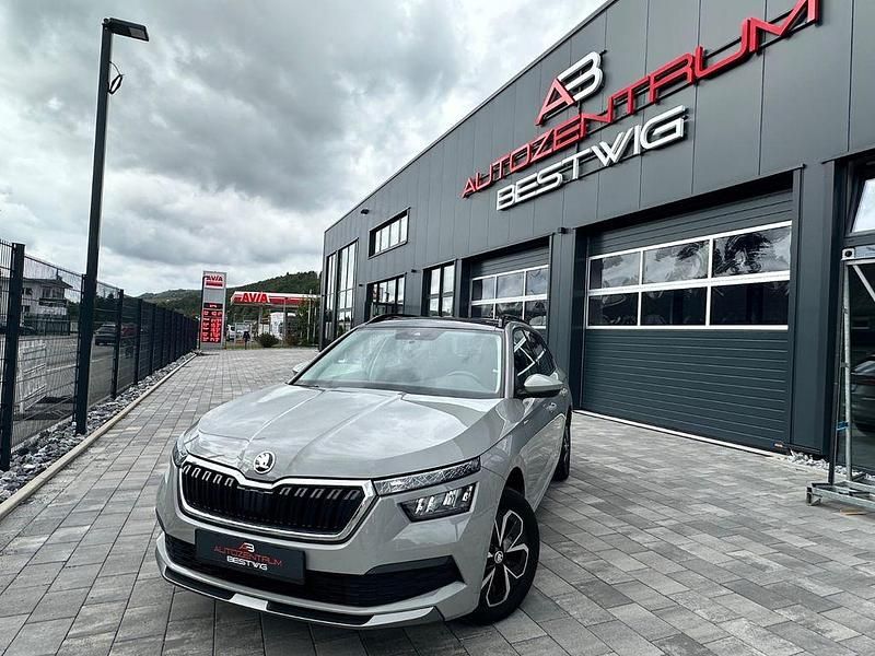 Grau Gebraucht 2020 Skoda Kamiq Ambition SUV | 13.995 € (Guter Preis) - Bild 1/3