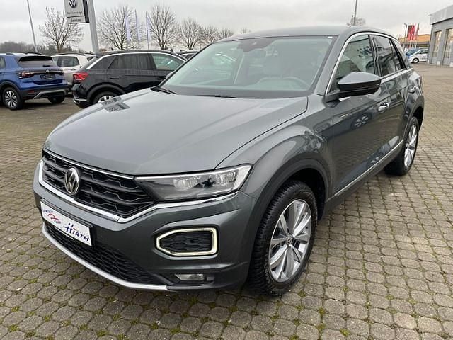 Grau metallic Gebraucht 2020 VW T-Roc Style SUV | 19.739 € (Fairer Preis) - Bild 1/4