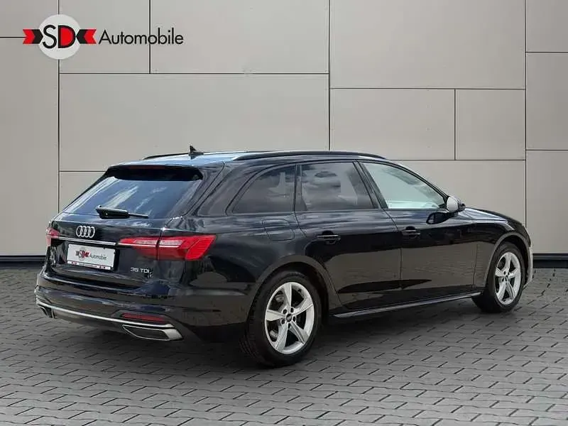 Gebraucht Audi A4 Ambiente 163 PS (119 kW) 2021 Schwarz Kombi