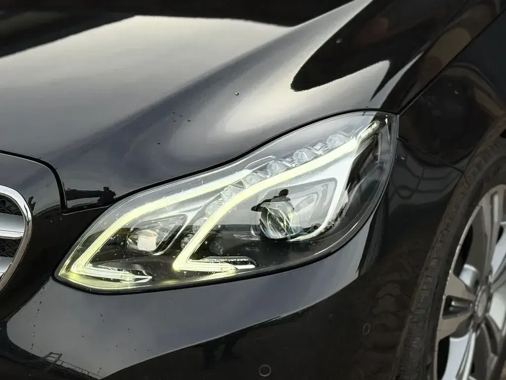 Gebraucht Mercedes E350 252 PS (185 kW) 2014 Schwarz Limousine