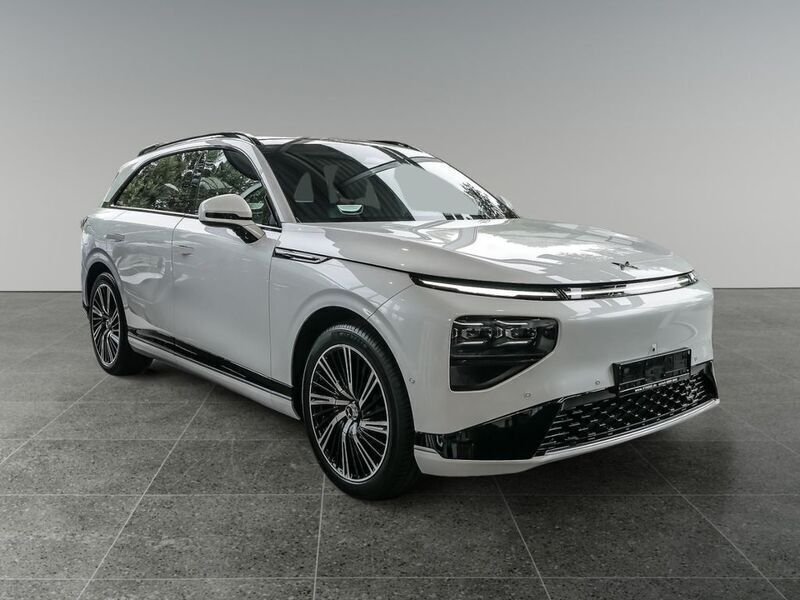 Neu XPENG G9 AWD Performance 405 kW (551 PS) 2025 Weiß SUV