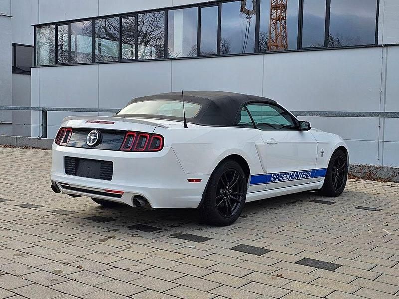 Gebraucht Ford Mustang 309 PS (227 kW) 2014 Weiß Cabrio